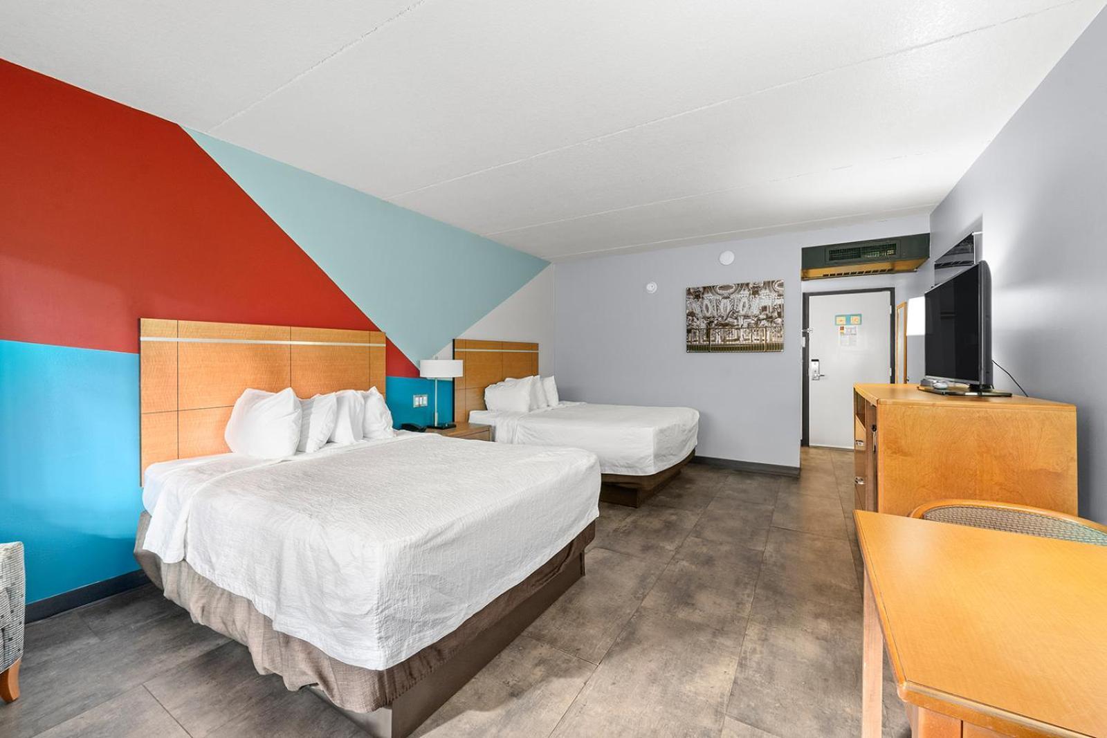 Adventureland Inn Алтуна Экстерьер фото