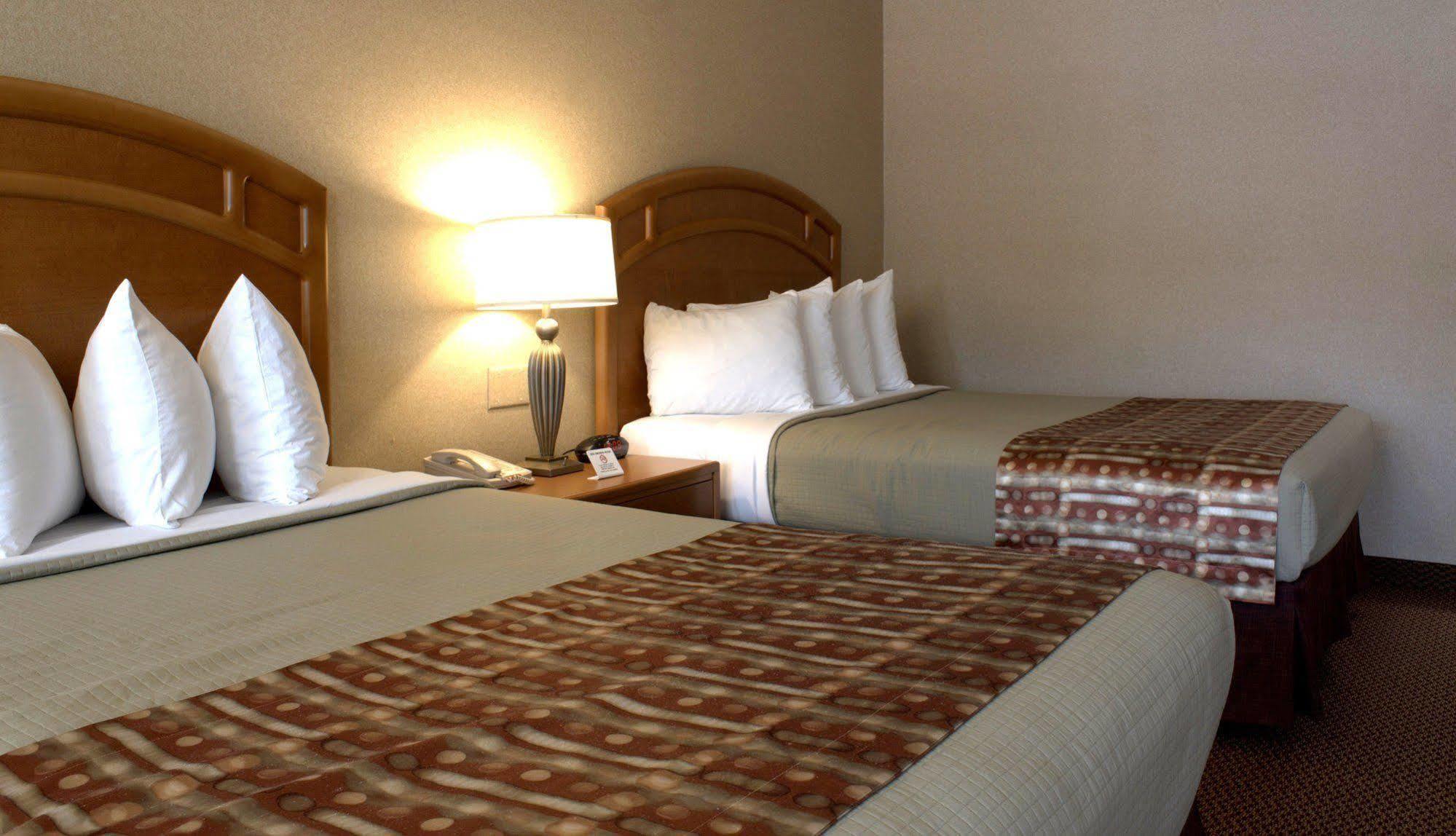 Adventureland Inn Алтуна Экстерьер фото